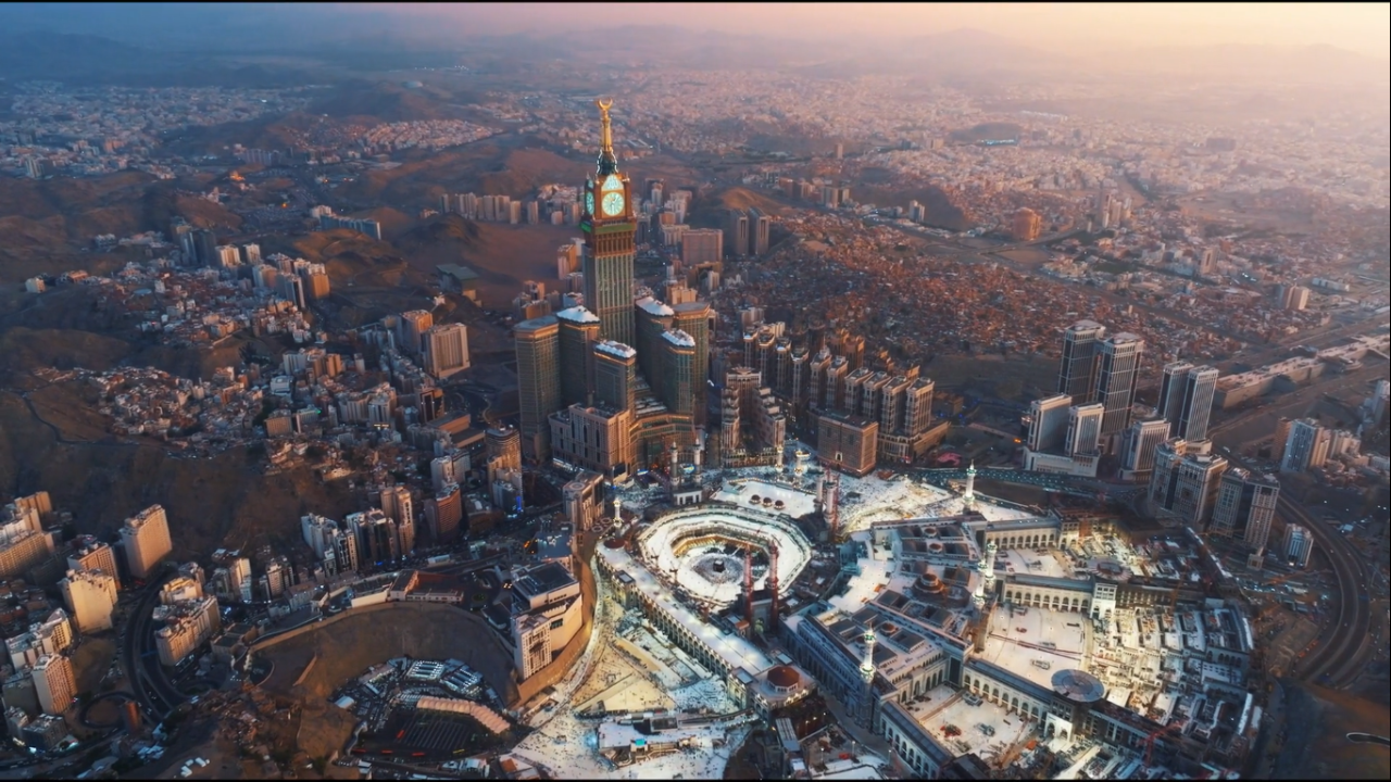 নতুন আকৃতিতে পবিত্র ক্বাবা শরিফের মসজিদ