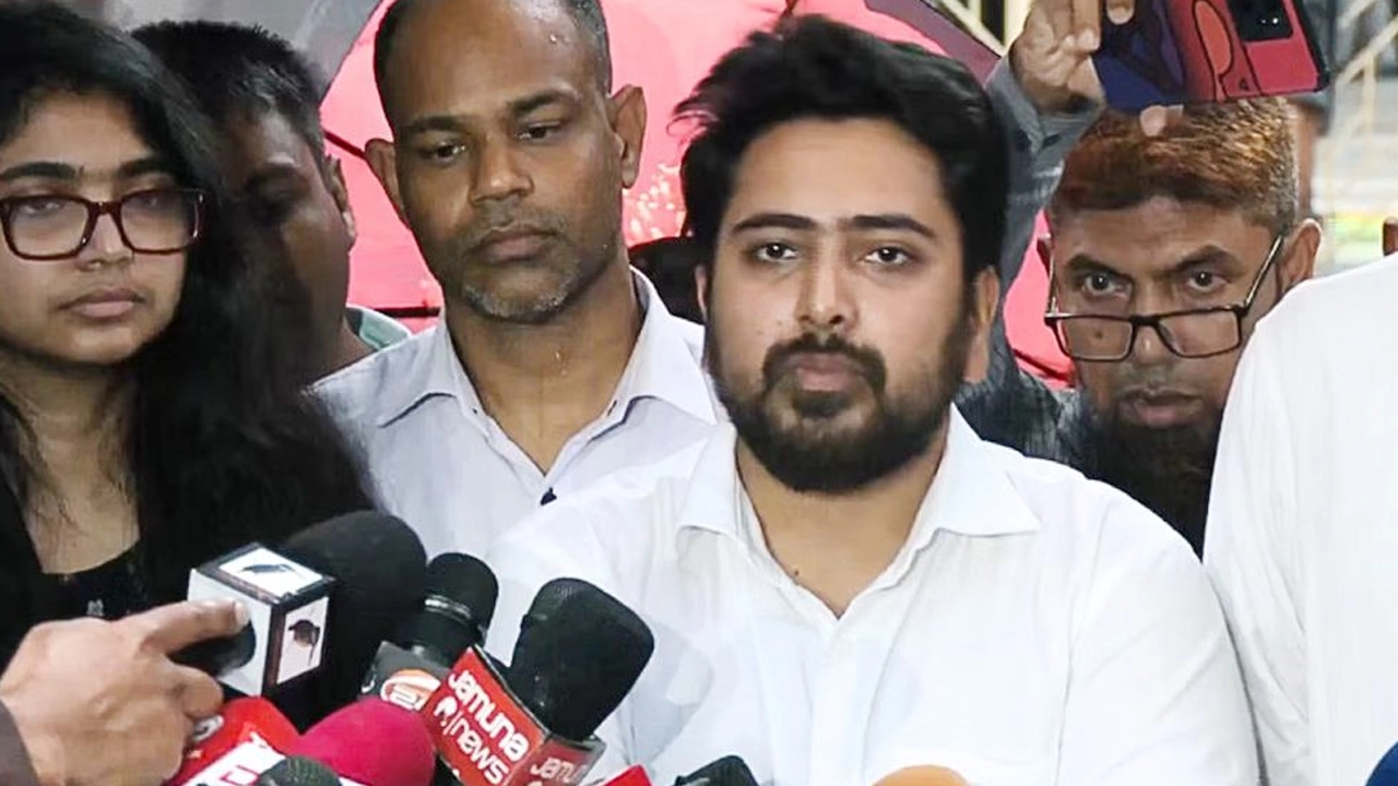 মৌলিক সংস্কার ছাড়া এনসিপি নির্বাচনে যাবে না:নাহিদ