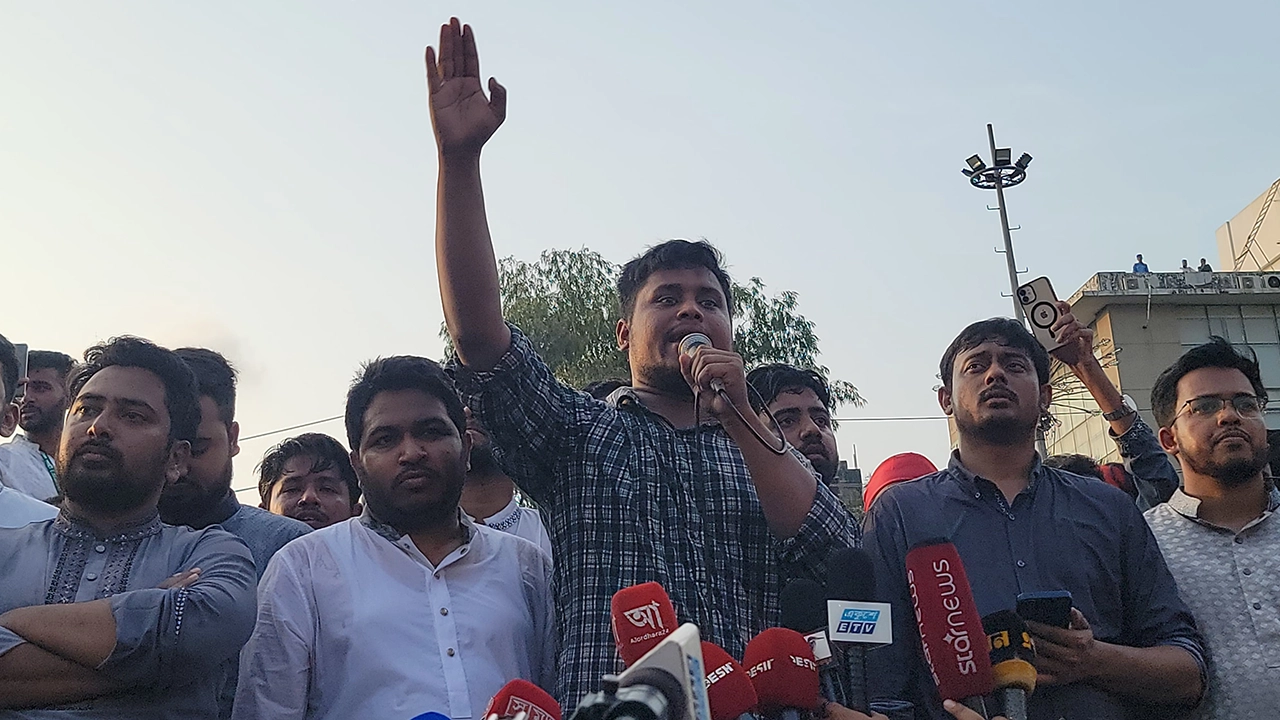 আ.লীগের তওবার সুযোগ নেই : হাসনাত