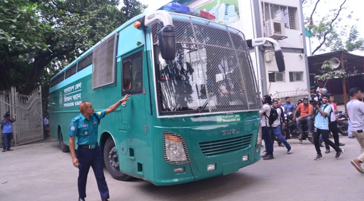 ১৫ সেনা কর্মকর্তাকে কারাগারে পাঠানোর নির্দেশ