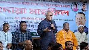 রাজনীতিবিদদের হাতেই  রাজনীতি থাকা উচিত:রিজভী