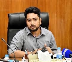 রাষ্ট্রীয় প্রতিষ্ঠানগুলো দলীয়করণ করছে সরকার